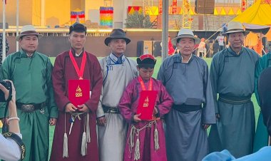 ✅Говийн тавдугаар ноён хутагт Дулдуйтын Данзанравжаагийн мэлмий гийсний 220 жилийн ойн баяр наадмын Үндэсний сурын харвааны хүүхдийн харвааны төрөлд Даланжаргалан сумаас Баярсайханы Найдан шагналт 4-р байранд шалгарлаа.  Баяр хүргэж, амжилт хүсье