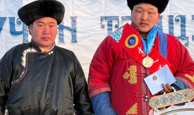 Сумын аварга шалгаруулах адуучин тэмцээн амжилттай зохион байгуулагдаж өндөрлөлөө.