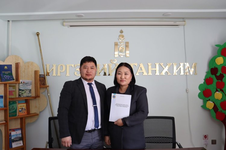 СУМЫН ЗАСАГ ДАРГА О.БАЯРСАЙХАН БАЙГУУЛЛАГЫН ДАРГА, ЭРХЛЭГЧ НАР БОЛОН БАГИЙН ЗАСАГ ДАРГА НАРТАЙ ХАМТРАН АЖИЛЛАХ ГЭРЭЭ БАЙГУУЛЛАА