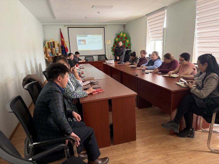 Стандарт, хэмжил зүйн хэлтсээс “Чанарын менежментийн тогтолцоог нэвтрүүлэх нь” сэдвээр албан хаагчдад сургалт зохион байгууллаа.